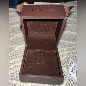 LeVian Chocolate Brown Small Ring 💍 Jewelry Gift Box with Ribbon NWOT! NO RING💍